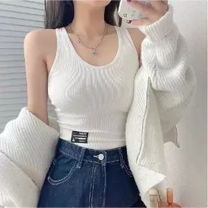 [하프클럽/셀러허브_여성트랜드패션]민소매티 크롭패드 나시