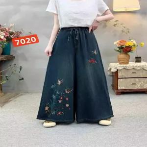 팬츠 캐주얼 봄 여자스커트 청데님 펑녀 에스닉 치마바지 청바지 자수 설 원템1