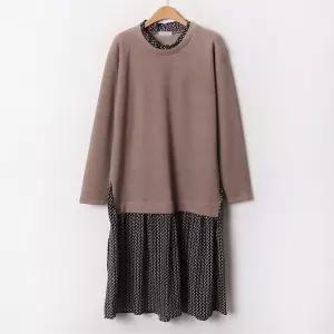 아이우먼 잔꽃프릴니트원피스 OLB492M011 빅사이즈 (6299221A)