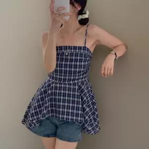 [신상오픈런]여자 셔링 스모크밴딩 체크 A라인 뷔스티에 블라우스 (39079535)