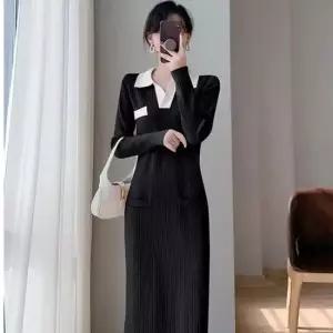 [옷은날개] 슬림핏라인 데일리룩 모임룩 카라 배색 니트 원피스