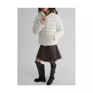 브랜드정품 에잇세컨즈 8SECONDS 후드 웰론 경량 패딩 - 아이보리 127171