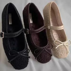[신상오픈런]여성 겨울 발레리나 리본 메리제인 털 플랫 슈즈 (43167372)