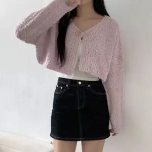 [신상오픈런]여성 크롭형 소프트 덤블니트 파스텔 가디건 싱글버튼 (42612483)