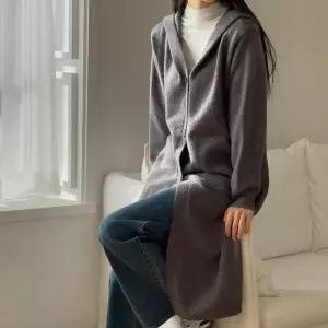 [신상오픈런]브이넥 검정색 세미루즈핏 키큰녀 후드 로브가디건 (28831015)