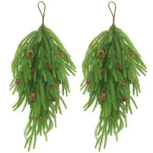 CCPANDA 2개의 맨틀 노퍽 야외 홀리데이 인조 솔방울, 크리스마스 테이블 벽난로 그리너리 28인치 솔잎 스웩, 도어 장식용 스웩과 실내 티어드롭