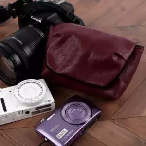 디카 카메라 버건디 가죽 중형 파우치