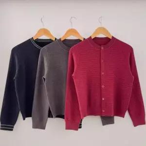 [신상오픈런]여성 버건디 라운드넥 니트 가디건 긴팔 크로셰 가을용 (41564118)