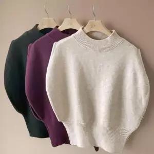 /신상오픈런 여성 무지컬러 루즈핏 스모크 밴딩 나시 니트