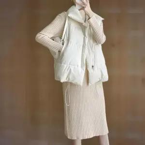 [신상오픈런]여성 클래식 심플 퀼팅 하이넥 패딩 조끼 (42237278)