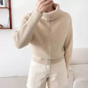 [신상오픈런]여성 카라 터틀넥 가을 니트 골지 집업 가디건 (40724089)