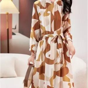 스트레인지 여성용 원피스 실크 롱 크레이프 플라워 스트링 프린트 데일리룩 더블 소매 7부 KUK5