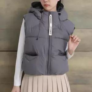 [신상오픈런]여성 후드 스트링 경량 패딩 조끼 퀼팅 집업 (41042429)