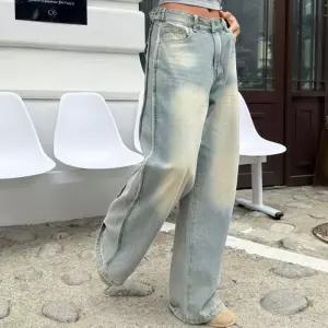 [신상오픈런]여성 옆핀턱 비죠 투웨이 버튼 루즈핏 포켓 청바지 (36195320)