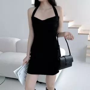 블랙 미니 드레스 슬림 스판 홀터넥 나시 끈원피스