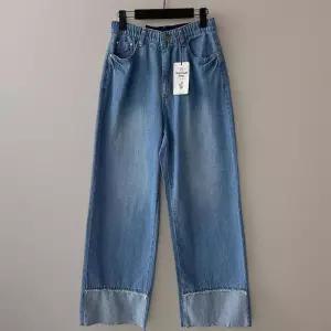 [신상오픈런]여성 투톤 중청 와이드핏 속밴딩 루즈 청바지 (38170032)