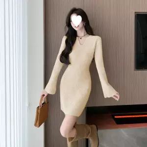 여사친 원피스 니트 치마 미니 이너 가을 슬림 핫걸넥 힙스터 CH3