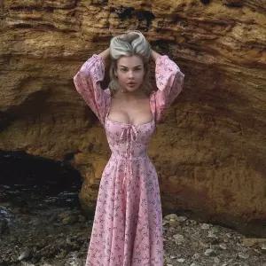 루타꽁몰 원피스 여성용 슬림핏 프린트 플라워 트임 롱스커트 넥 바캉스룩 스트랩 HO1