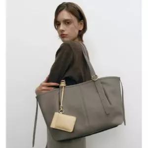 질스튜어트 뉴욕 BLOOM 에토프 가죽 블룸 쇼퍼백 L 14인치노트북수납가능 JABA5F711 I3 국내매장판 1685618