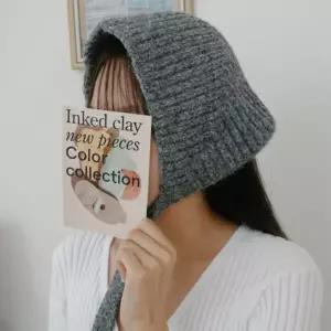 /다잇템 여자 골지 이어플랩 FW 보카시 두건