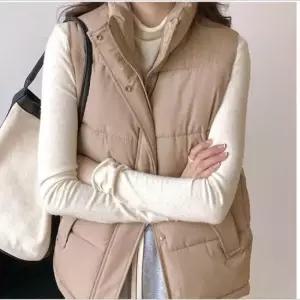 [옷은날개] 여성패딩조끼 하이넥 패딩조끼 경량 패딩 사무실 출퇴근 현장근무복 아웃도어