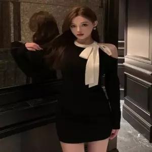 [의류] 여성 오프숄더 숏 원피스 홀터넥 리본 미니 슬림핏