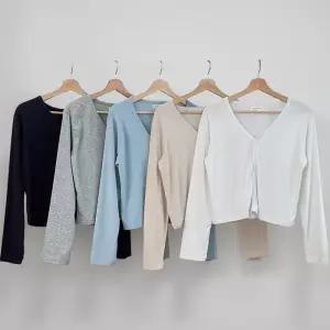 [신상오픈런]여성용 여름 가을 얇은 브이넥 긴팔 버튼 가디건 (39382334)