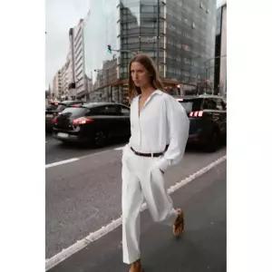 [국내배송] 자라 ZARA 플랫 프론트 뒷면 포플린 셔츠 - 화이트 956594