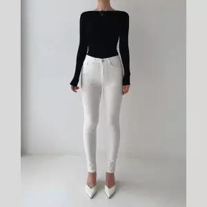 [바이어스]하이웨스트 스판 밴딩 일자 슬림핏 스키니 바지 팬츠 (18642587A)