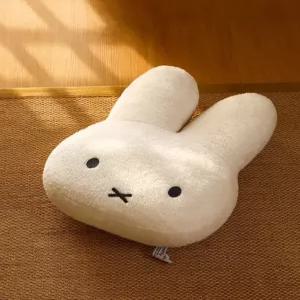 O 쿠션 쇼파 인테리어 아이보리 장식 인형