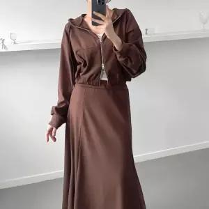 [신상오픈런]여자 크롭 투웨이 포켓 후드집업 플레어 롱스커트 세트 (42357133)