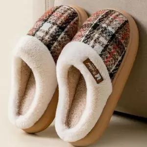 [셀러허브]온더벨라 보들보들 퍼실내화 가벼운 털슬리퍼 1+1 (S44042270)