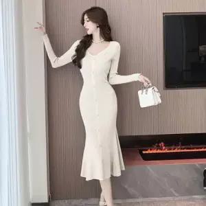 여성용 원피스 치마 니트 가을 겨울 이너 슬림핏 데일룩 머메이드 DAOL4