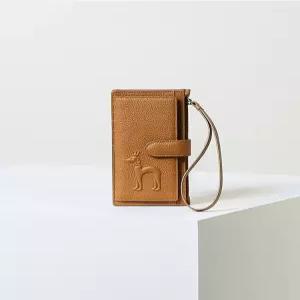 (쇼핑백동봉) 여성 (MIGHTY) 브라운 가죽 엠보 퍼피 스트랩 장지갑 HIHO3E253W2