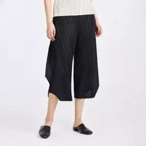 [플리츠미](대구신세계)[최초 판매가 139000원] 사선 플리츠 와이드 7부 팬츠_PPPTM124003