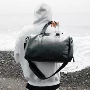 [맨백 레더맨] 기내용 가죽 보스턴백 기내반입 여행용 보스톤 가방 MOY584I