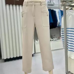 크로커다일레이디 HC28 베기핏아웃포켓팬츠 비조장식 포인트 들어간 캐쥬얼핏 앞오비