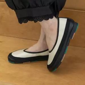 둥근 말랑 가죽 단화  마담 미시 중년 여성 빅사이즈 40대 50대