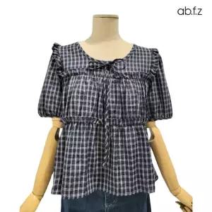 [롯데백화점]abfz 라운드넥 체크 패턴 러블리  반팔 블라우스 APZ3ZB34H