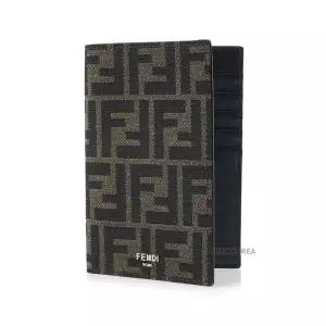 [펜디] SS25 남성 셀러리아 여권지갑 7M0282 ALWK F0L3T