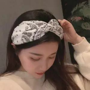 여성 헤어밴드 반다나 데일리 머리띠 페이즐리 헤어밴드 포인트 넓은 곱창머리끈 악세사리 스타일링 헤어핀
