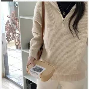 옷 오버핏 코디 잠바 긴팔 점퍼 니트 겨울 캐주얼 반폴라집업 도톰 티 심플 플자켓 후드리스 간절기 가을