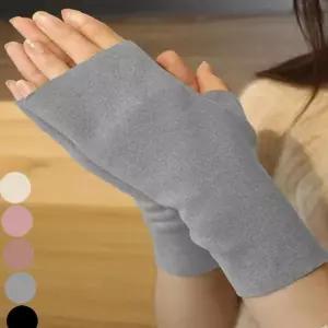 여자 손가락 뚫린 꽈배기토시 기모 핸드워머 보온 암워머 얇은워머