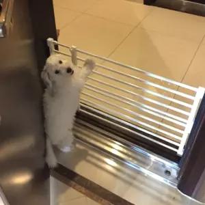 반려견 길이조절 도어펜스 압축식 안전문 확장형 실내 울타리 애견 게이트