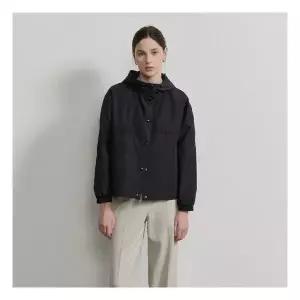 [더아이잗] 후드 스트링 크롭 윈드 점퍼 IR9M0JP701 1111933