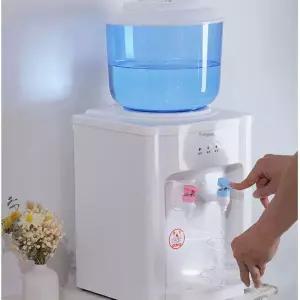 미니 생수통 꽂힌 원룸용 데스크탑 사무실용 물통형 간이
