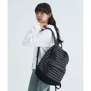 코드그라피 스퀘어 로고 스트라이프 백팩-다크 그레이 410903