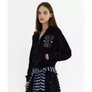 OIOI COLLECTION 베이직 로고 크롭 후드집업 [BLACK]