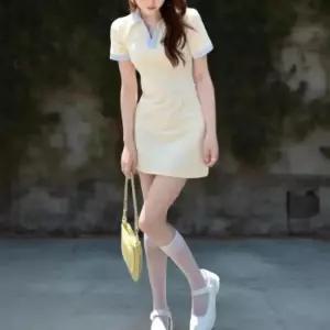 [신상오픈런]여성 슬림핏 배색 반팔 미니 원피스 오픈 카라넥 (38541452)