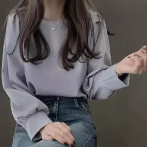 [신상오픈런]여성 파스텔 컬러 심플 셔링 블라우스 찰랑핏 (41564263)